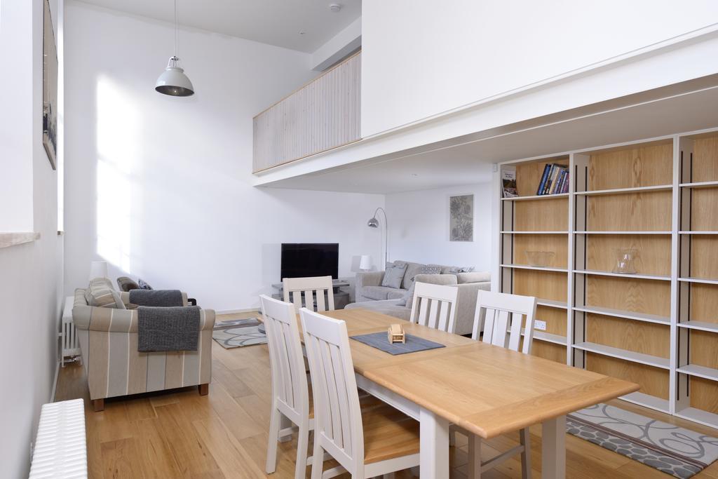 Apartament Destiny Scotland - Broughton St Lofts Edynburg Zewnętrze zdjęcie