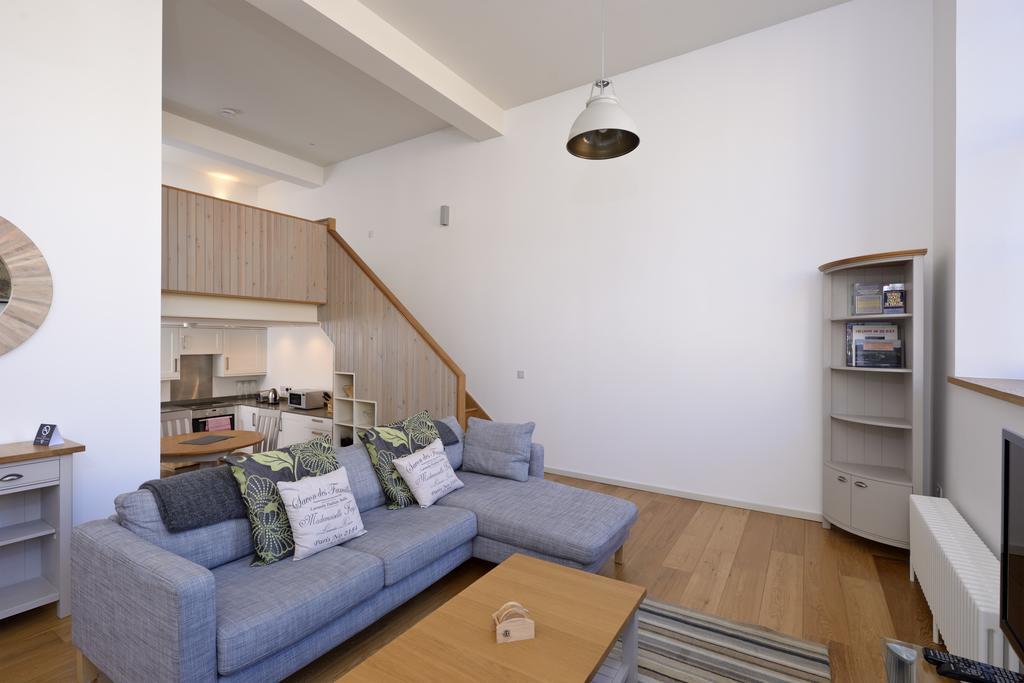 Apartament Destiny Scotland - Broughton St Lofts Edynburg Zewnętrze zdjęcie