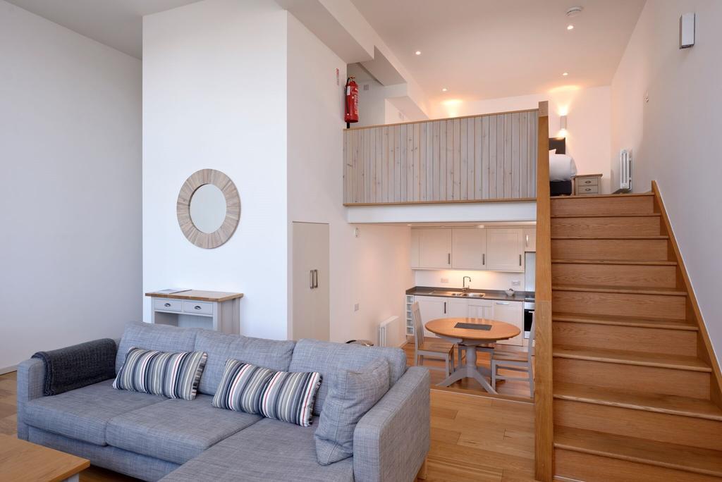 Apartament Destiny Scotland - Broughton St Lofts Edynburg Zewnętrze zdjęcie