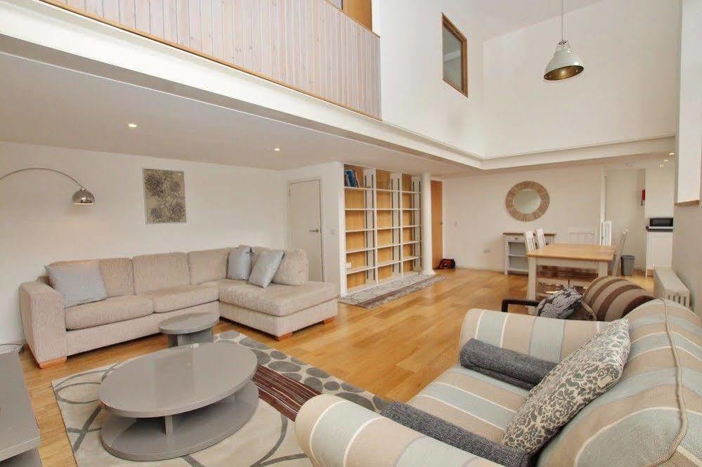 Apartament Destiny Scotland - Broughton St Lofts Edynburg Zewnętrze zdjęcie